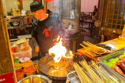 CHANGLUOHOU·BEEF PATTY WITH ALLIUM MONGOLICUM