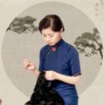 Pingxinzhongshicaijianqipao