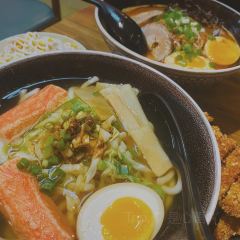 Guoguoyinsanzhimenguo (jiulongguihe) User Photo