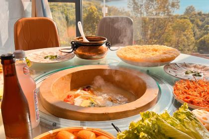 假日海湾石锅鱼 铜锅鱼