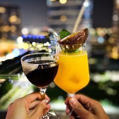 DEW Lounge User Photo