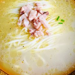 西桥君君清汤面钵钵鸡 User Photo