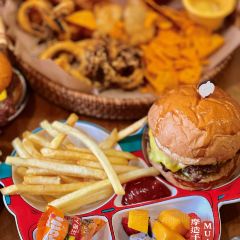 MUA摩造手作汉堡(三坊七巷塔巷店) User Photo