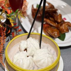 Shang Rong User Photo