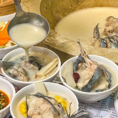 云中鱼蒸汽石锅鱼(黄浦日月光店) 여행 사진