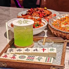 清晨落夜小酒馆 User Photo