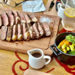 九寨康莱德酒店·炙特色餐厅 User Photo