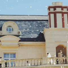 龙谕酒庄·餐饮部 User Photo