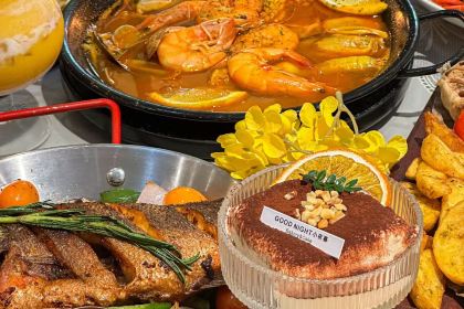 小夜暮甜品咖啡店