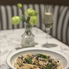 LA PETITE CHAISE User Photo