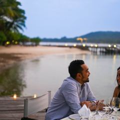 Driftwood Dining & Lounge 여행 사진