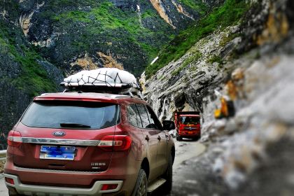 丙中洛雲野·見江·餐廳