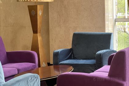 Se'ercuoguojidajiudianzhong Restaurant