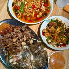 伍号勐混牛撒撇米线店(泼水广场店) User Photo