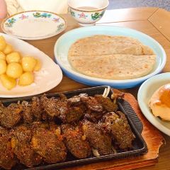 斯琴阿妈(红山店) User Photo