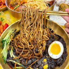 Wuli亲故·韩式炸酱面 User Photo