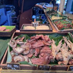 Ma Ma Lao User Photo