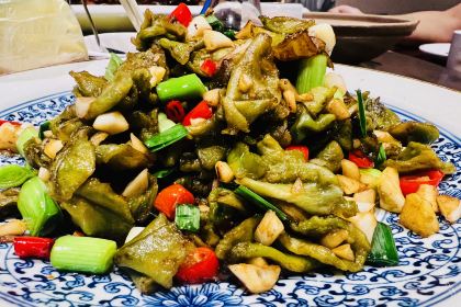 镜岭味道品购中心