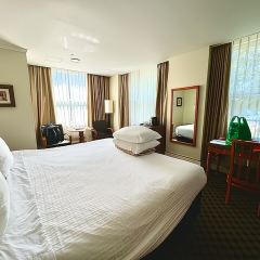 Paul's Omelettery Restaurant User Photo