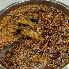 Hu shi yin he xian yu zhuang (lian hu lu) User Photo