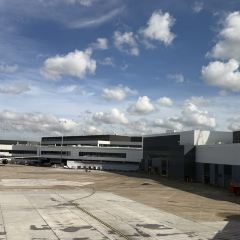 Qantas International First Lounge Sydney User Photo