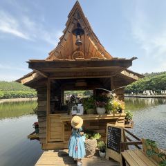 南泊湾红房子生态庄园(二环路店) User Photo
