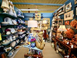 St. Jacobs Antique Market