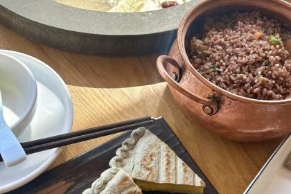 品味泸沽湖餐厅