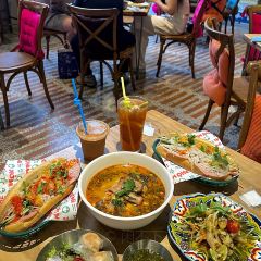 Pho Banh Mi Ca Phe 여행 사진