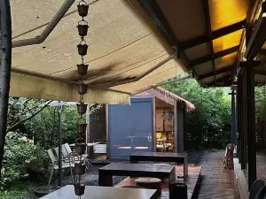 花築·一枝民宿（中國宜興陶瓷博物館店）·樹餐廳