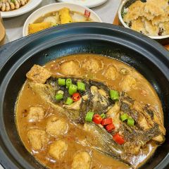 唔哩赞崇明私藏菜(凤阳路店) User Photo