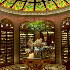 UNIVERSAL BUND BAY User Photo