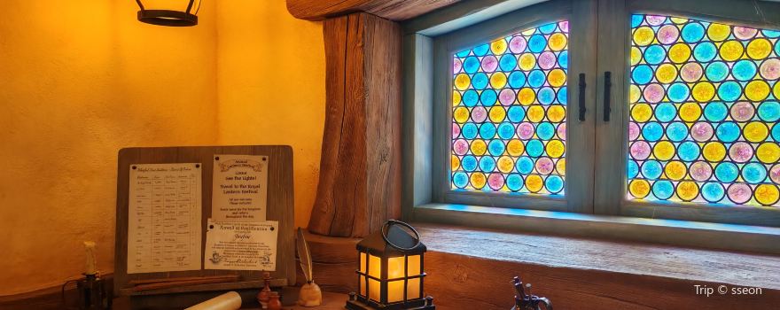 Fantasy Springs Entryway