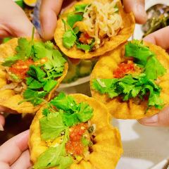 Precious Old China User Photo