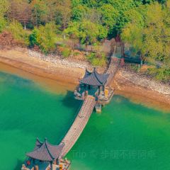 YU YAN LOU User Photo