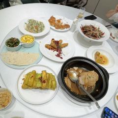 鲁班大酒店(溱水路店) User Photo