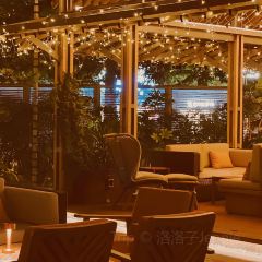 URBAN Lounge User Photo