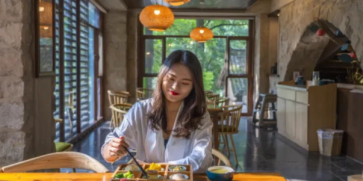 雲丘山山珍院餐廳