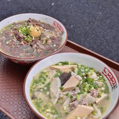 322猪肉米粉铺 User Photo