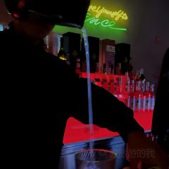 NEON DANCE User Photo