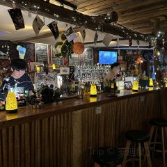 PARACHUTE TOWER BAR User Photo