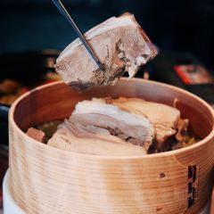 上海宴(白玉兰广场店) User Photo