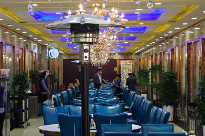 清真马成虎手抓美食城