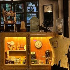 Showroom Cafe User Photo