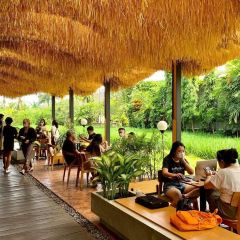 Pison Ubud User Photo