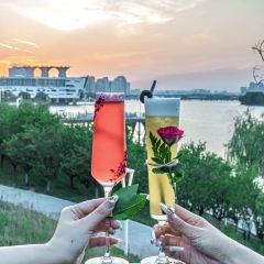 ONE PARTY BAR User Photo