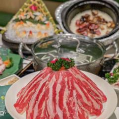 SI JI YE LIN User Photo