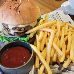 A.L.Cafe西餐厅(华泉小村店) User Photo