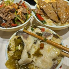 聚张记泡椒鱼(长寿金科美邻汇店) User Photo