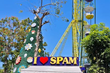 Isdaan Floating Restaurant